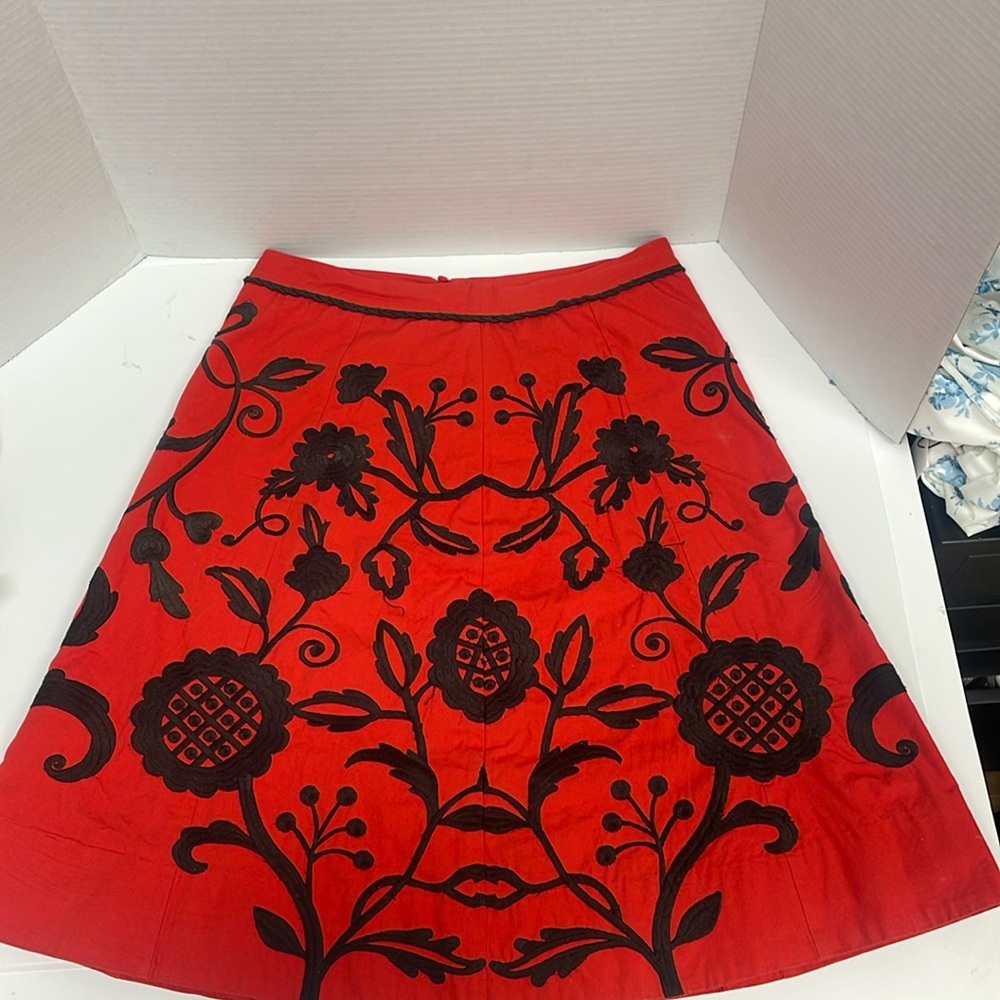 Anthropologie Red Lithe Skirt. Size: 2